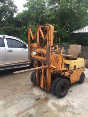 Komatsu โฟลคลิฟ ยกได้2ตัน เสาสามเมตร เครื่องดี ไฮดี