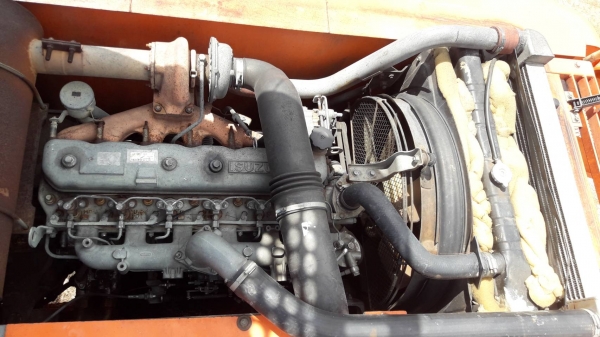 HITACHI ZX 200-1 รถบอดี้สวยเดิมๆครับ ทำงาน 10,400 ชม. ภายในเก๋งสะอาด แอร์เย็น ช่วงล่างแน่น พร้อมใช้งานได้เลย เอกสารทะเบียนครบ