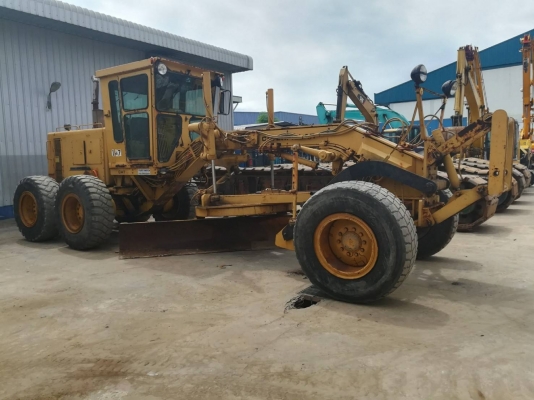 ขายรถเกรด 140G#72V09071 จากอเมริกา ไม่เคยใช้ในไทย ไม่แพง สภาพเดิมๆ โทร. 092-929-9942 ธีรเทพ