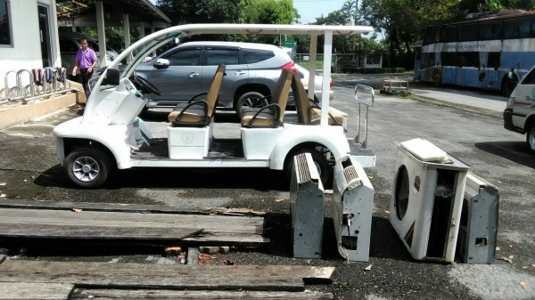 รถกอล์ฟ 4+2 ที่นั่ง ใช้น้อย ราคาถูก สภาพดี