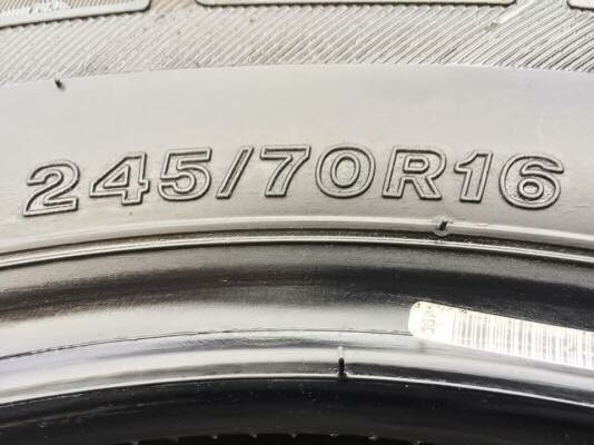 ยาง Bridgestone 245 70 16 ปี18 ดอกเยอะ ใช้ยาว ราคาไม่แพง