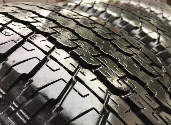 ยาง Bridgestone 245 70 16 ปี18 ดอกเยอะ ใช้ยาว ราคาไม่แพง ยาง Bridgestone 245 70 16 ปี18 ดอกเยอะ ใช้ยาว ราคาไม่แพง