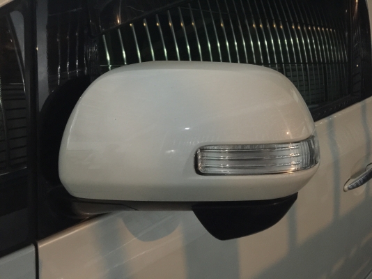 ขายฝาครอบกระจกมองข้างรถตู้ TOYOTA รุ่น ALPHARD ปี08