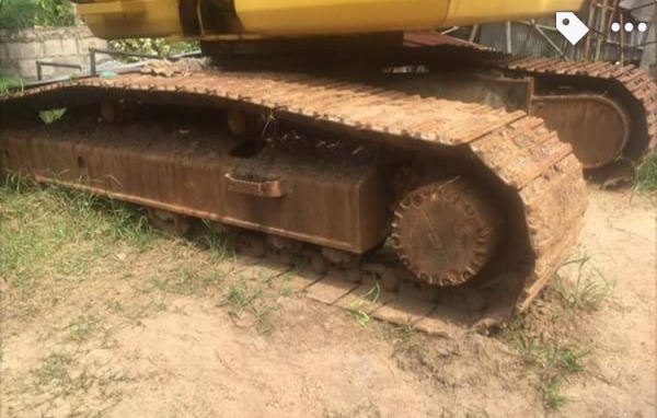 KOMATSU PC 200-8 ทำงาน 12,540 ชม. รถบอดี้สวยจัดเดิมๆพร้อมใช้งาน ภายในแอร์เย็น ช่วงล่างเต็ม เอวแน่นดี เอกสารทะเบียนครบ ราคาต่อรองได้ครับ