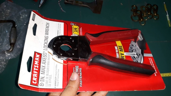 ขายตัวจับต๊าปเกลียวCRAFTMAN USA.ใหม่เก่าเก็บ ขายตัวจับต๊าปเกลียวCRAFTMAN USA.ใหม่เก่าเก็บ