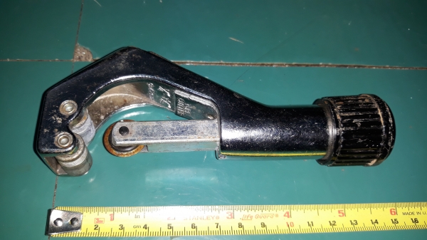ขายคัตเตอร์ตัดท่อTUBING CUTTER MADE IN JAPAN.งานเก่าเก็บ