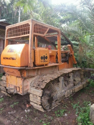ขายรถแทรคเตอร์ KOMATSU D50A-15 ห้องเลี้ยวแห้ง ราคา 450000