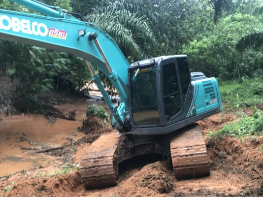ขายดาวน์รถแบคโฮ KOBELCO SK200-10 YN15 ขายดาวน์ 750000