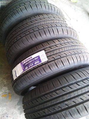ยางใหม่​ 185/65R14​ LAUFENN G FIT ​as ยางใหม่​ ปี18 ชุด​ 4​ เส้น​ 5800 บาท​ โทร.0814273941 ไอ​ดี​ไลน