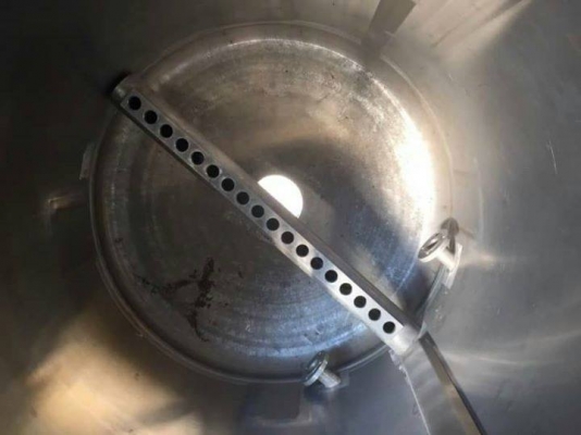 ถังสแตนเลส กรองกลูโคส กว้าง 1.20 เมตรถัง สูง 2 เมตร ความจุ 2,500 ลิตร