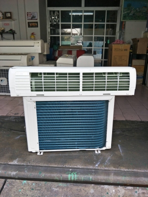 **** ขายแอร์ Samsung 18000 BTU สภาพสวย ****