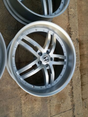 ล้อแม็กขอบ 20 5รู ออฟลึกมาก ล้อแท้โรงงานjapan