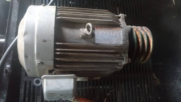 มอเตอร์มิตซูบิชิ 5hp/380v