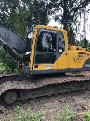 VOLVO EC210B