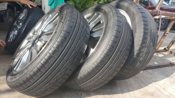 ขายล้อแม็กพร้อมยางใหม่ HONDA City ขอบ 16 ยางใหม่ ปี 17 Goodyear Excellence  ขนาด 185/55/16