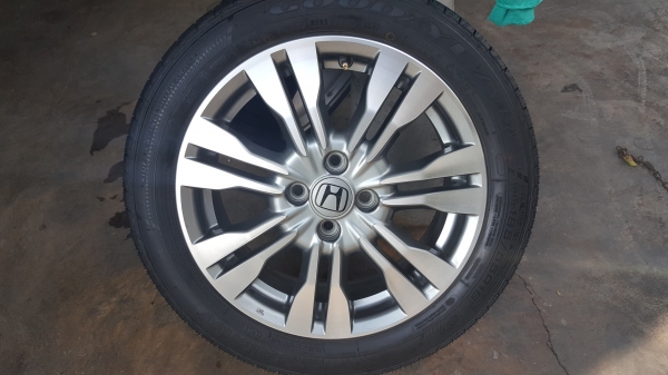 ขายล้อแม็กพร้อมยางใหม่ HONDA City ขอบ 16 ยางใหม่ ปี 17 Goodyear Excellence  ขนาด 185/55/16