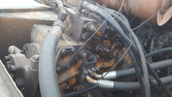 ขาย แบคโฮ KOMATSU PC120-3 เครื่อง ISUZU 6BD1 ปั้มเดิม ช่วงล่างต้องเก็บงานหน่อย เอกสารใบซื้อขาย