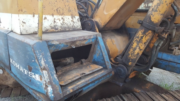 ขาย แบคโฮ KOMATSU PC120-3 เครื่อง ISUZU 6BD1 ปั้มเดิม ช่วงล่างต้องเก็บงานหน่อย เอกสารใบซื้อขาย