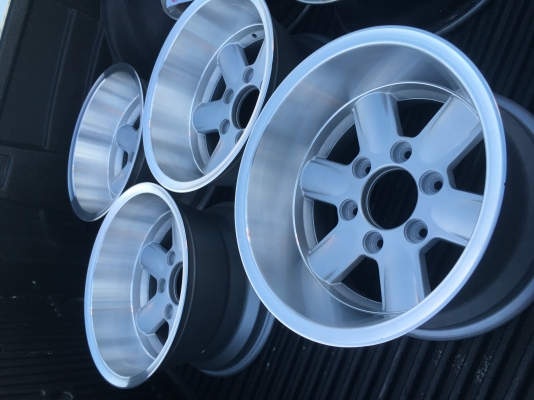 ล้อsniper ขอบ15 กว้าง8.5 6รู ออฟเซต-27 ลึกๆ ล้น ทำสีมาใหม่ พร้อมใช้ ส่งได้ทั่วไทย