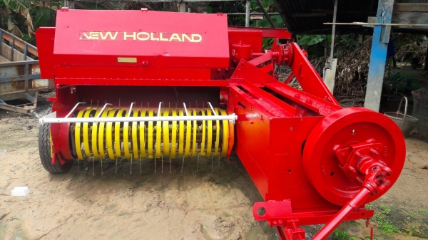 เครื่องอัดฟางนิวฮอลแลน276