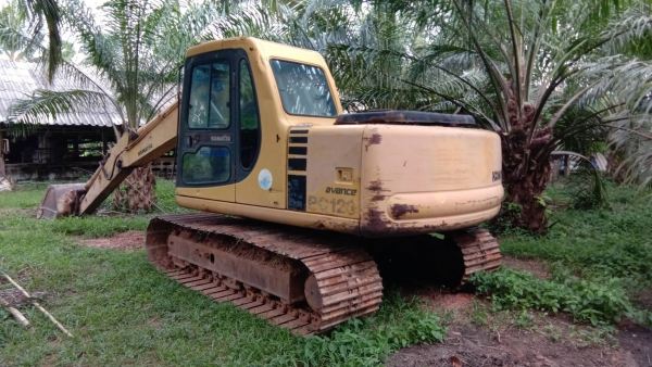 มี VDO ให้ชม. KOMATSU PC120-6 เอกสารอินวอย ระบบไฟเต็ม ราคา 560000