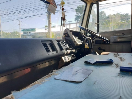 หัวลาก240แทัติดแก็ชพร้อมหาง รถไช้งานได้ปกติ เล่มทะเบียนเอกสารครบ ราคา485000฿ต่อลอง0811336755ภัทรพิกัดปากช่อง