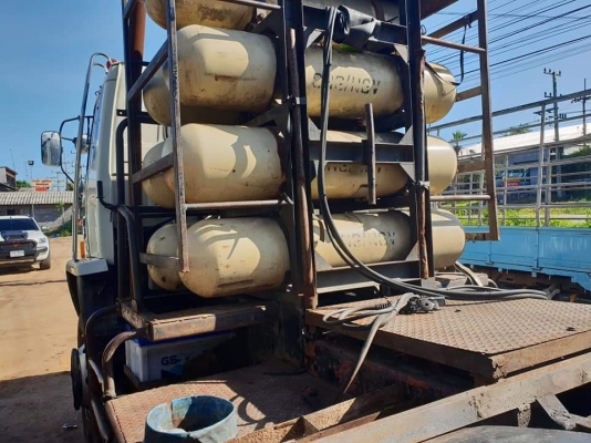 หัวลาก240แทัติดแก็ชพร้อมหาง รถไช้งานได้ปกติ เล่มทะเบียนเอกสารครบ ราคา485000฿ต่อลอง0811336755ภัทรพิกัดปากช่อง