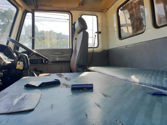 หัวลาก240แทัติดแก็ชพร้อมหาง รถไช้งานได้ปกติ เล่มทะเบียนเอกสารครบ ราคา485000฿ต่อลอง0811336755ภัทรพิกัดปากช่อง