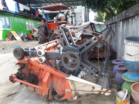 ต้องการขายชุดคอลำเลียงและชุดหัวเกี่ยวด้านหน้าของ DC68ติดต่อ 062-3293195
