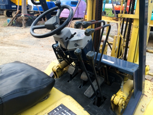 ขายรถโฟล์คลิฟท์ KOMATSU FG25L-11 เก่านอก สนใจติดต่อ 086-324-1992