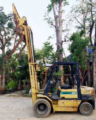 ขายรถโฟล์คลิฟท์ KOMATSU FG25L-11 เก่านอก สนใจติดต่อ 086-324-1992