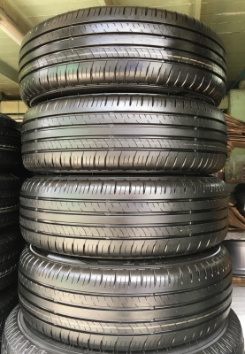 ล้อแม็กป้ายแดง Toyota CHR 5รู114 ขอบ17 รุ่นใหม่ล่าสุด พร้อมยางป้ายแดง 215-60-17 Dunlop ปี 18 แม็กสวยกริ๊บ ตุ่มเด้ง สีชัด