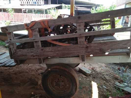 ขายครับเครื่อง9.5แรงหางลิงลมครับเช่นเคยครับต่อรองได้ครับ