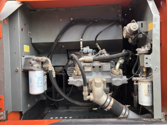 ขายด่วน!! HITACHI ZX200-5G รถปี13 ชั่วโมง 9000 สภาพสวยค่ะ