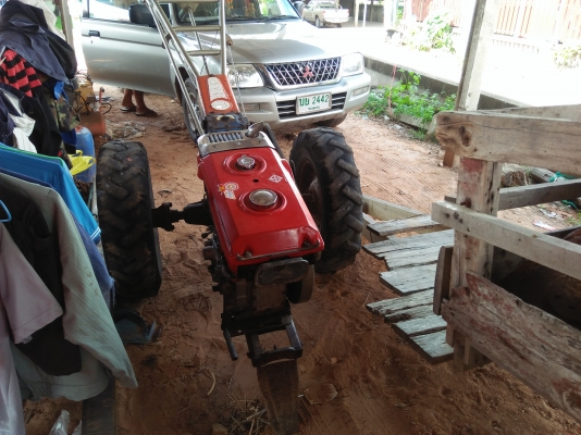 ขายครับเครื่อง9.5แรงสภาพดีเครื่องดีเกียร์ดีเช่นเคยต่อรองได้ครับ