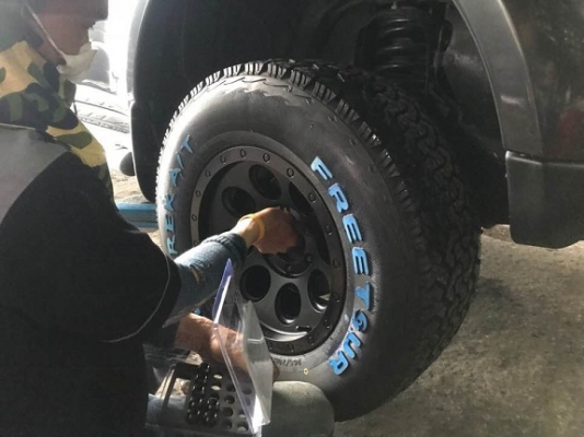 ขายแม็กใหม่ขอบ16 พร้อมยาง แนวลุย สวยโหด