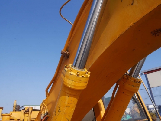 รถขุดโกเบโก้SK045