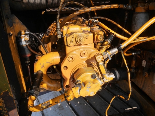 รถขุดโกเบโก้SK045