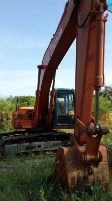 รถขุด ฮิตาชิ EX 200-3