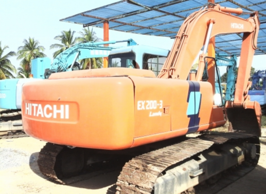 รถขุด ฮิตาชิ EX 200-3