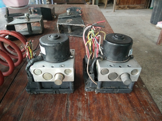 ขายดรอปอาร์ม jeep xj สปริงและอื่นๆ