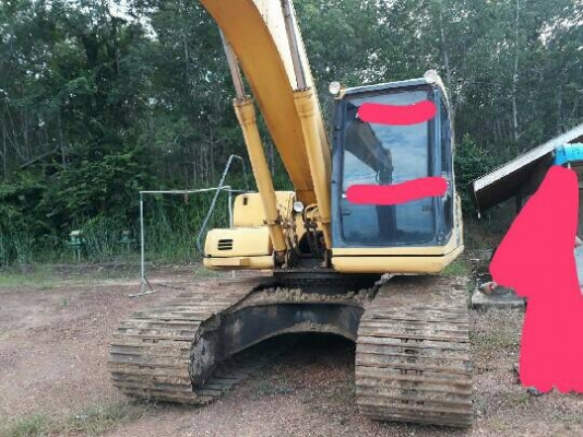 ขายรถแบคโฮ KOMATSU PC200-6 เอกสารชุดจดทะเบียน ราคา 690000 ขายรถแบคโฮ KOMATSU PC200-6 เอกสารชุดจดทะเบียน ราคา 690000