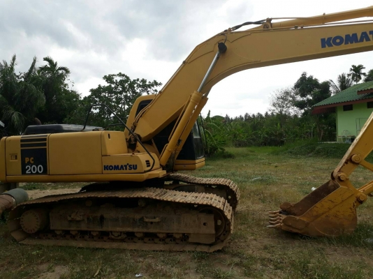 มี VDO ให้ชม. KOMATSU PC200-6 ไม่มีเอกสาร ราคา 780000