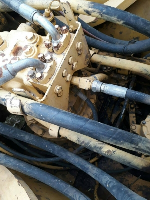 มี VDO ให้ชม. KOMATSU PC200-6 ไม่มีเอกสาร ราคา 780000