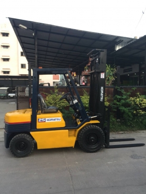 ขายรถยกโฟร์คลิฟท์ยี่ห้อKOMAT'SUFD25-11 เสาสูง4 เมตร ขายรถยกโฟร์คลิฟท์ยี่ห้อKOMAT'SUFD25-11 เสาสูง4 เมตร