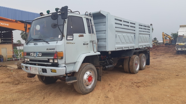 FXZ23-Rขาย240น้างฟ้าแท้สวยเดิมทั้งคันกะบะสามมิตร