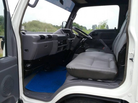ISUZU NKR 4 ล้อ ไม่ติดเวลา 100 แรง ปี 2547 เครื่องดี คัสซีสวย แอร์เย็น รถถูกคัดสรรผ่านมาตรฐาน