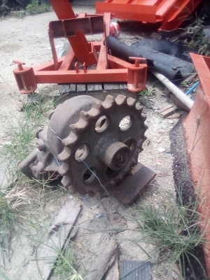 เฟืองตัวเดินคูโบต้า 2000 บาท