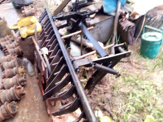 คราดติดผาน