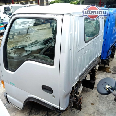 หัวเก๋ง ISUZU NKR การ์ตูน 24V หัวญี่ปุ่น สภาพเดิมๆ
